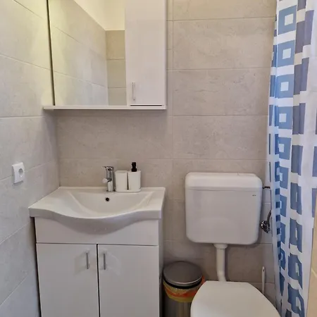 Ribica 3* Rab Town